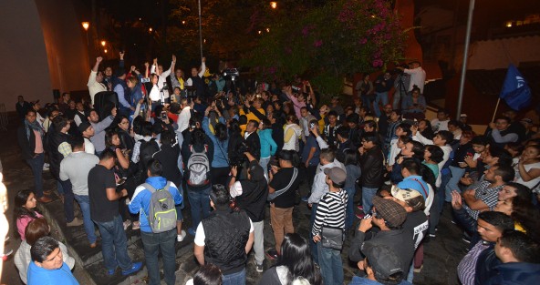 Ana Miriam Ferráez por PAN-PRD, hará su luchita por llegar a la alcaldía de Xalapa, poniéndole toda la buena vibra. 