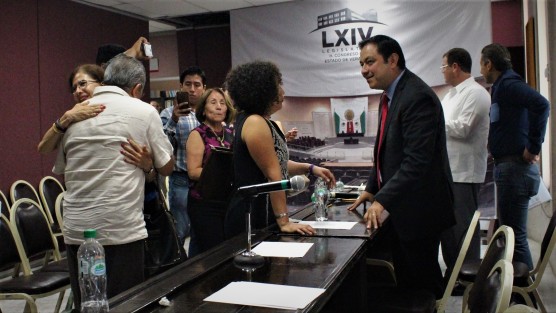 En el Congreso del Estado se llevó a cabo una reunión de trabajo entre diputadas y diputados con autoridades de los 11 municipios que tienen la Declaratoria de Alerta de Violencia de Género para el Estado de Veracruz.  