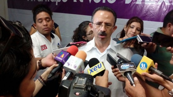 Josué Cervantes Martínez,  vocal ejecutivo del INE en el estado de Veracruz,  descartó que las fuerzas federales se vayan a encargar de vigilar la seguridad en los proximos  comicios. Dijo que Ejército y Marina estarán atentos, <em>pero no van a intervenir, quien se va a encargar de la seguridad del estado es la Secretaría de Seguridad Pública</em>.