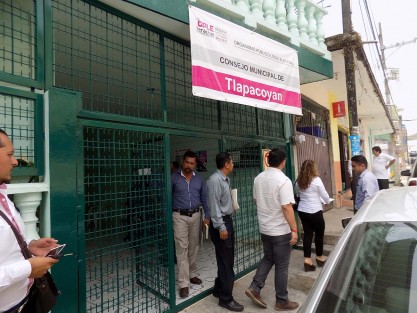 Sólo 5 de los 8 aspirantes a alcalde en Tlapacoyan,particiárán en el debate  organizado por el OPLE,