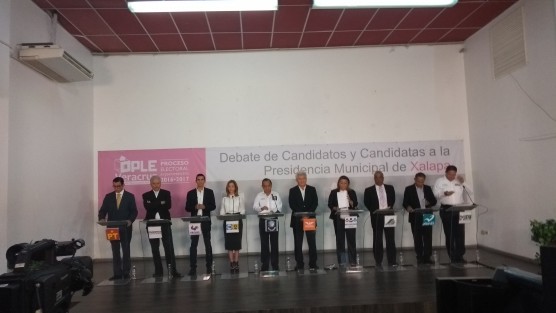 Con un rosario de sueños guajiros y proyectos reciclados, se presentan los candidatos a la alcaldía de Xalapa, al debate organizado por el OPLE. 