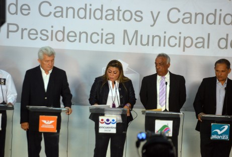 Se llevó a cabo el  primer debate entre los candidatos a alcalde de Xalapa, organizado por el OPLE.   