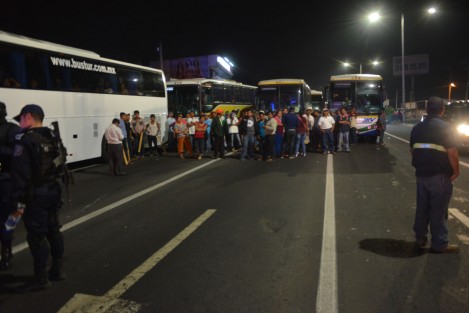 Los campesinos provenían de la Ciudad de México, en donde se habían manifestado y sostenido una mesa de trabajo, pero fueron remitidos a las autoridades estatales, para resolver algunos problemas agrarios.
