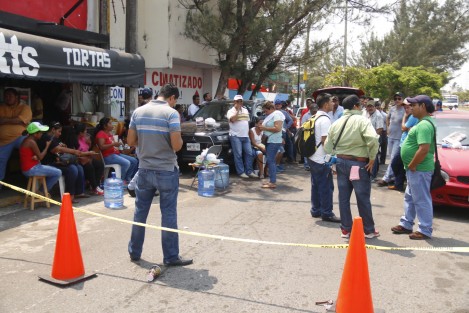 Trabajadores de TAMSA instalaron un campamento afuera del <em>Penalito</em>, prisión preventiva donde se encuentra recluído su líder Pascual Lagunes Ochoa. 
