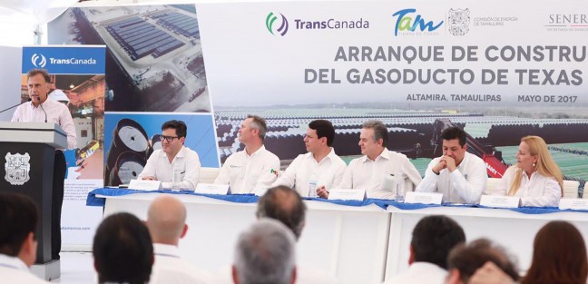 Este viernes, el Secretario de Energía, Pedro Joaquín Coldwell y los gobernadores panistas Miguel Ángel Yunes Linares, de Veracruz y Francisco García Cabeza de Vaca, de Tamaulipas, cortaron el listón del arranque de la construcción del gasoducto Texas-Tuxpan, que transportará gas natural del sur de Estados Unidos a la entidad veracruzana. 