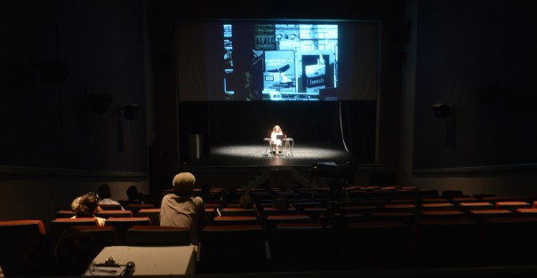 En el Ágora de la Ciudad se llevó a cabo el primer seminario <em>Directo, descriptivo, militante, experimental, un recorrido por el cine en Ámerica Latina</em> en el marco de la Gira de Documentales <em>Ambulante 2017</em> el cual durará 4 días. 