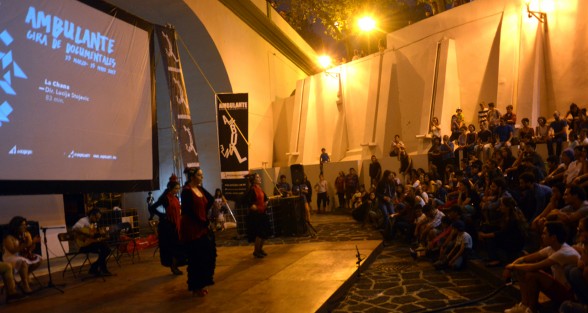 Con gran éxito se llevaron a cabo las actividades del segundo día de Ambulante en la ciudad de Xalapa; documentales, talleres, presentaciones artísticas  y mucho más se podrá disfrutar este fin de semana durante  el cierre de su gira 2017 la cual culmina con el estado de Veracruz. 