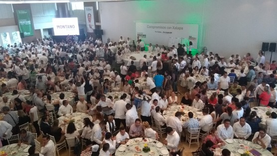El dirigente nacional del PRI, Enrique Ochoa Reza, se encuentra en Xalapa este domingo. Acude a respaldar la campaña de su candidato a la alcladíade la capital veracruzana, Alejandro Montano.