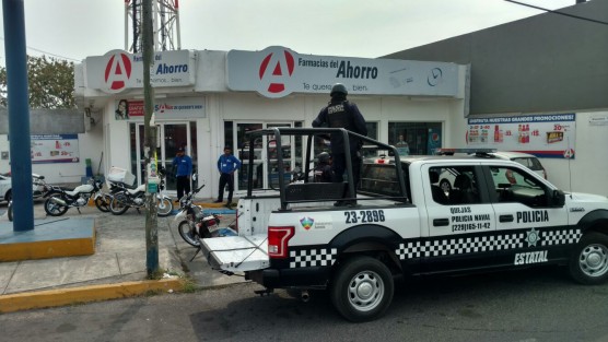 Sucursal de Farmacias de Ahorro en la ciudad de Veracruz, fue asaltada la tarde del  jueves. La noticia no es el asalto ni el monto en sí, sino que el hampón escapó abordo de una bicicleta y nadie lo atrapó.