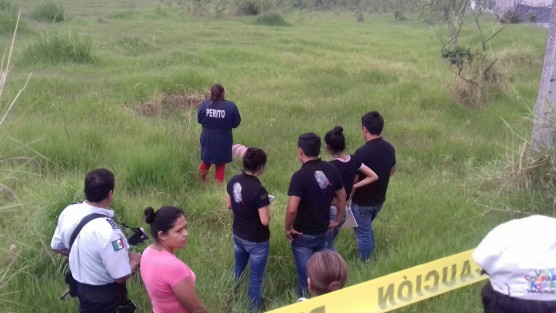 El cadáver de un joven, quien padecía de sus facultades mentales, fue hallado este sábado en la localidad de  Dos Caminos, municipio de Coscomatepec; al parecer falleció de muerte natural. Desde el jueves estaba desaparecido. 