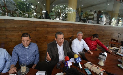 Evangélicos hicieron el llamado a la población en general para que acuda a las urnas el domingo próximo a emitir su voto, como es su derecho y responsabilidad como ciudadanos. 