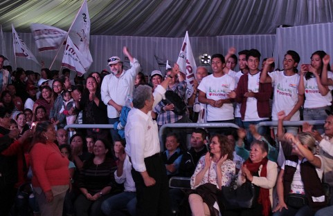 El candidato de Morena a la alcaldía de Xalapa, Hipólito Rodríguez dijo que a diferencia de los otros partidos, quienes lo acompañaron en la campaña ha sido gente que actuó por convicción y no por un pago. 