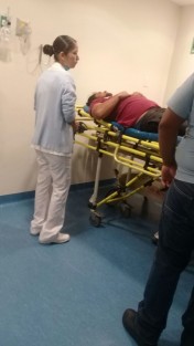 Al menos dos personas resultaron heridas después de ser atropelladas por la camioneta en la que viajaba la presidenta del Comité Directivo del Partido Acción Nacional (PAN) en el municipio de Cuichapa, Candelaria López Cárdenas.