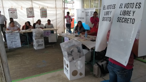 Así lucían las casillas de colonias de la periferia de Xalapa, donde tarde se están dando los resultados favoreciendo a MORENA. 