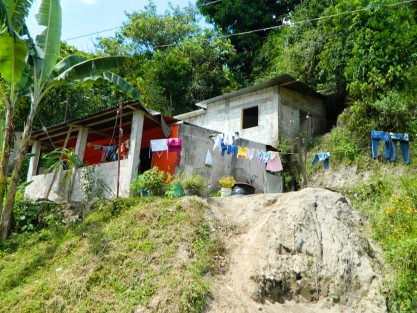 Tlapacoyan cuenta con zonas habitadas de riesgo y otras más de inundación en comunidades de la parta baja.
