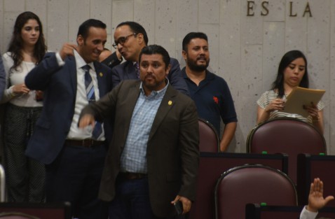 Las nuevas alianzas de Benitez, seguro que son para bien de sus representados.