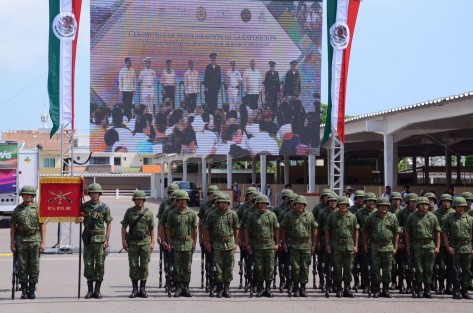 El secretario de la Defensa Nacional, Salvador Cienfuegos, inauguró la exposición <em>Fuerzas Armadas, Pasión por Servir a México</em>. 