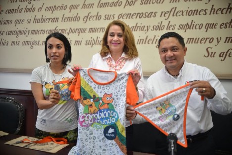 Animalistas invitan a la ciudadanía a participar en la próxima  carrera- caminata con tu mascota, el próximo 18 de junio en el libramiento a Coatepec, con la finalidad de recabar dinero en pro de animales en situación de calle o abandono.