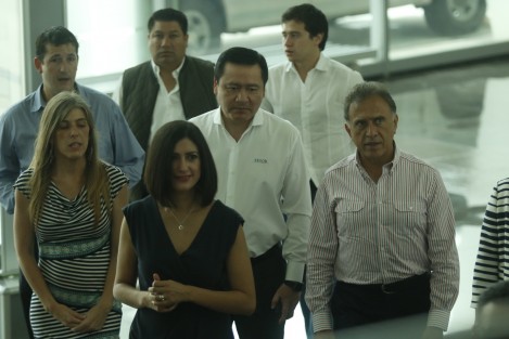 
El secretario de gobernación, Miguel Ángel Osorio Chong, asistió a la instalación de la mesa de Alerta de Violencia de Género por Agravio Comparado en el WTC de Boca del Río. 