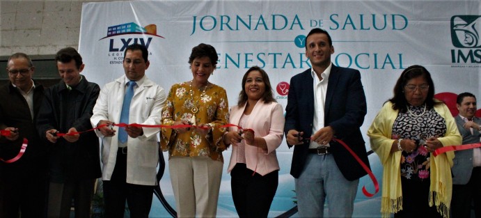 Los días 14 y 15 de junio en las instalaciones del Palacio Legislativo de Veracruz, o la Jornada de Salud y Bienestar Social para trabajadores del Congreso del Estado,con acciones de valoración de estado nutricional, detección oportuna de enfermedades como cáncer de próstata y de mama, prueba rápida de VIH, salud reproductiva, pruebas de colesterol, triglicéridos, glucosa, afiliación y vigencia de prestaciones sociales, así como información de cursos y diplomados que imparte el IMSS. 