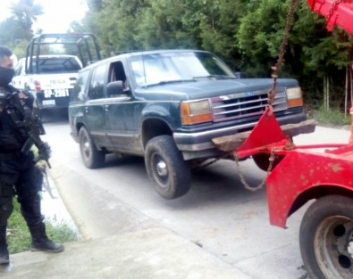 Una camioneta cargada con hidrocarburo, fue hallada la tarde del miércoles, durante un operativo preventivo en la zona Serrana del Pico de Orizaba, a la altura de la localidad Tozongo, en la vía de descenso sobre carretera estatal Alplatlahuac-Coscomatepec. 