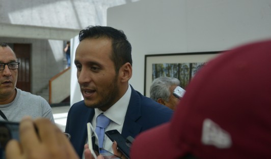 El diputado Sergio Hernández afirmó que la entidad no saldrá de la crisis financiera en los próximos  8 años, debido al desfalco realizado por la administración anterior. Además informó que el Ejecutivo estatal cuenta aún con 90 días para la reestructuración de la deuda. 