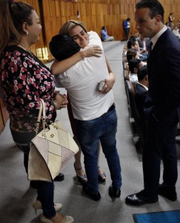 La comunidad LGBTTI agradecidos con la diputada Marijose Gamboa por presentar la iniciativa de Uniones de Hechos, aunque no se llamen matrimonio. Falta que la aprueben. 