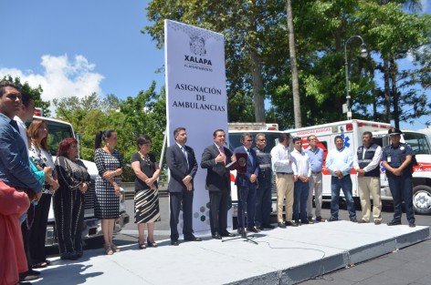 Este día se llevó a cabo la entrega de ambulancias donadas por la ciudad hermana de Omaha, Nebraska, a cuatro instituciones, entre las que se cuenta la Cruz Roja, CAE y Protección Civil. 