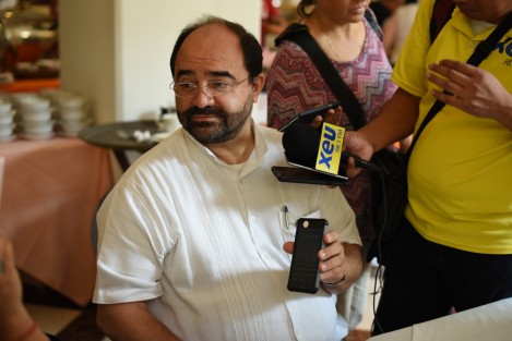 Emilio Álvarez Icaza, aspirante a la Presidencia de la República por la vía independiente, dijo que en México existe una severa crisis de representación, pues la oferta política es muy pobre.