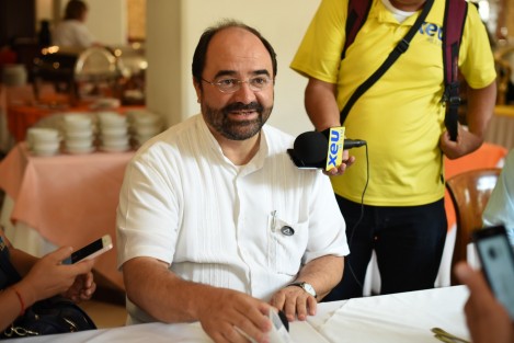 Emilio Álvarez Icaza, aspirante a la Presidencia de la República por la vía independiente, dijo que en México existe una severa crisis de representación, pues la oferta política es muy pobre.