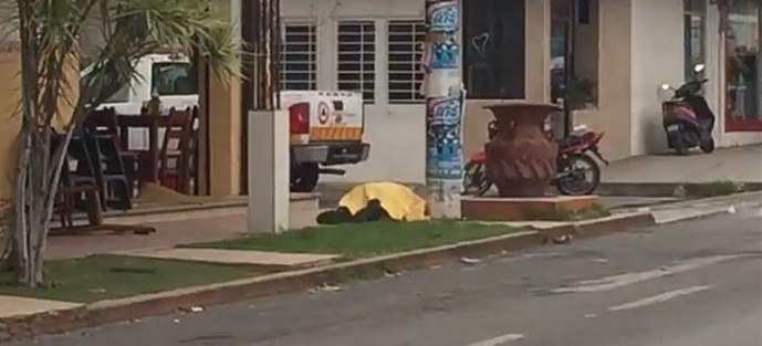 Trascendió que el Federal fallecido es el Coordinador Estatal de la Policía Federal en Veracruz, Camilo José Castagne y el herido es el comandante del destacamento de la federal de caminos en Veracruz.