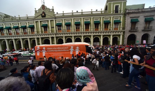 El autobús de la Libertad llegó a Xalapa, donde el Consejo Mexicano para la familia se dijo en desacuerdo con algunas medidas que se toman para mostrar la sexualidad a los niños de primaria, ya que comentan, a esa edad los niños aun no están preparados para esta información. 