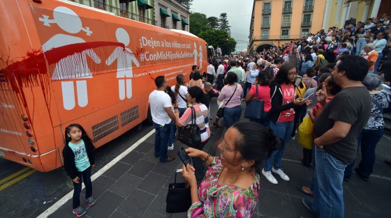 El principal rechazo del Consejo Mexicano para la familia es a que la llamada ideología de género sea impartida en las escuelas públicas,  pues consideran que los niños deben ser educados conforme a las convicciones morales y religiosas de cada familia.