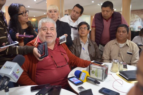 El dirigente estatal de MORENA, Manuel Huerta Ladrón de Guevara, habló sobre el problema de la inseguridad en Veracruz, lamentado que Yunes Linares no haya cumplido su promesa y señalando que muchos de los mandos que trabajaban con Duarte, siguen en donde mismo. Anunció que la tarde este lunes, diputados locales de MORENA harán un pronunciamiento. 