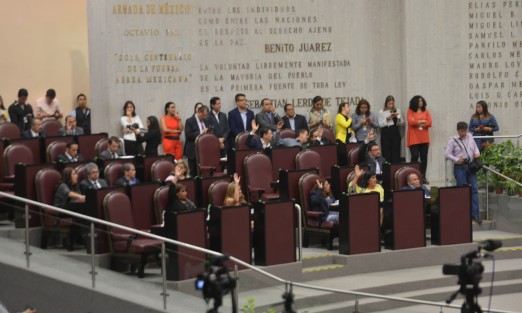 Diputados locales sesionan la tarde de este lunes. Entre los temas tratados, se recibió la terna de donde surgirá el titular de la Comisión Ejecutiva Estatal de atención a Víctimas. 