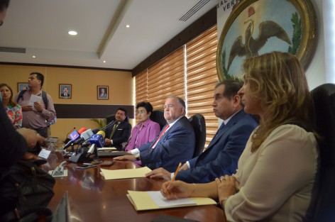 El Magistrado Presidente del Poder Judicial de Veracruz, Edel Álvarez Peña, tras la sesión de la Judicatura informó que en breve cerrarán alrededor de 20 juzgados tradicionales en la entidad, por lo que promoverán el retiro voluntario, así como la reubicación de personal para adecuarse con el nuevo sistema de justicia penal acusatorio.