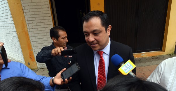El alcalde de Xalapa, Américo Zúñiga, dijo que esperan la radicalización de la segunda parte de la inversión para la conclusión de la obra en la avenida Rébsamen.   
