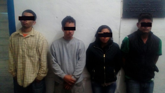 Cuatro presuntos huachicoleros fueron detenidos en Huatusco. 