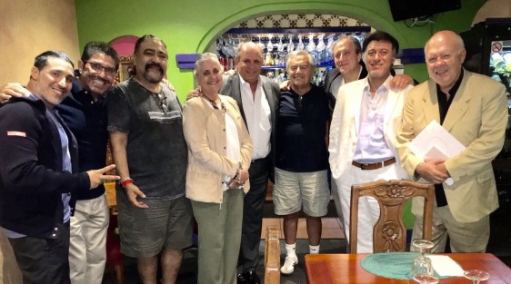 Previo a la inauguración de su exposición en Puerto Rico, caricaturistas mexicanos se reunieron con funcionarios del consulado mexicano para compartir puntos de vista sobre el periodismo en México.  