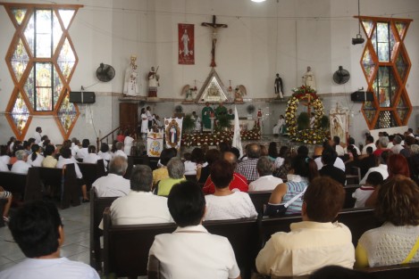 El Obispo de la diócesis de Veracruz, Luis Felipe Gallardo Martín del Campo, ofició la misa solemne para dar la bienvenida al nuevo párroco de la Parroquia Nuestra Señora de la Merced, Fray Adrián Ortega Hernández. Fray  Mauricio Jiménez Bueno, párroco anterior, ha sido enviado a nueva encomienda evangelizadora.  