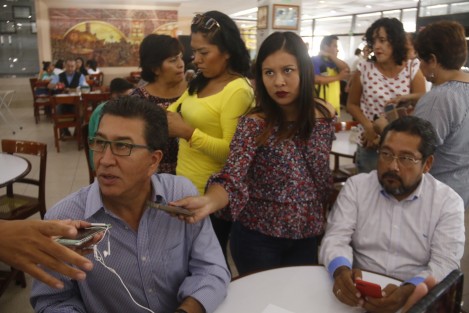 El senador Héctor Yunes Landa, indicó que de acuerdo a la publicación de un periódico nacional, son 25 los candidatos electos a alcaldes en el estado que sobrepasaron el tope de campaña, entre ellos los de Veracruz y Boca del Río.
