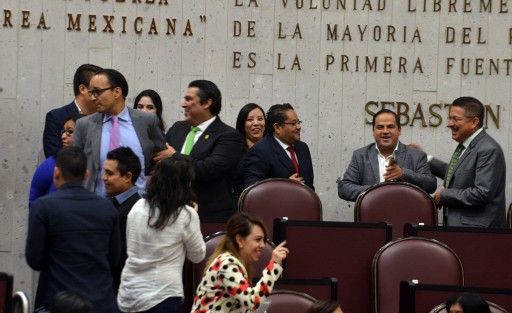 Así el trabajo legislativo. 