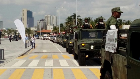El secretario de Turismo del gobierno federal, Enrique de la Madrid Cordero, dio en Boca del Río, el banderazo de inicio del operativo de seguridad para el periodo vacacional de verano Veracruz 2017. El funcionario federal estuvo acompañado por el gobernador del estado, Miguel Ángel Yunes Linares.