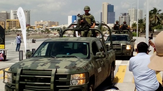 El secretario de Turismo del gobierno federal, Enrique de la Madrid Cordero, dio el banderazo de inicio del operativo de seguridad para el periodo vacacional de verano Veracruz 2017. 