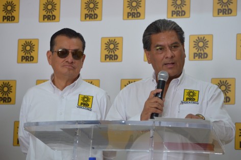 El Secretario General del PRD, Roberto Peña González, en conferencia de prensa informó que a partir de hoy harán circular la invitación formal a partidos políticos para que conformen el frente amplio para contender en las próximas elecciones federales.