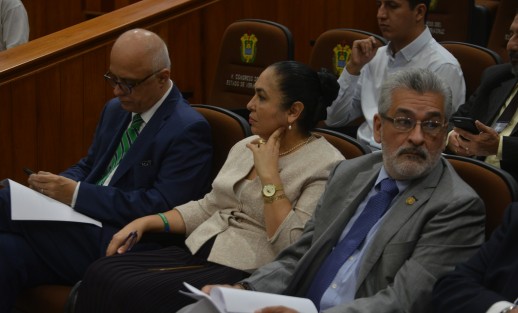 Por unanimidad fue aprobada la autonomía presupestaria para la Universidad Veracruzana, de manera gradual, iniciando en 2018 con el 3% hasta alcanzar el 4% en 2023.
