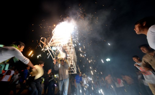 Como cada año, en las tardes de fiesta en Xico se queman los toritos encuetados, los cuales son paseados por varios días durante  las festividad de la Santa María Magdalena. 