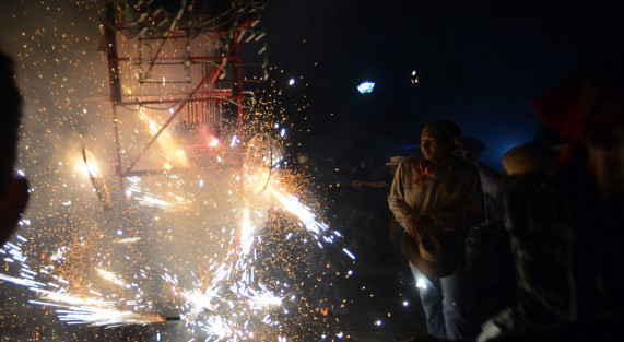 Como cada año, en las tardes de fiesta en Xico se queman los toritos encuetados, los cuales son paseados por varios días durante  las festividad de la Santa María Magdalena. 