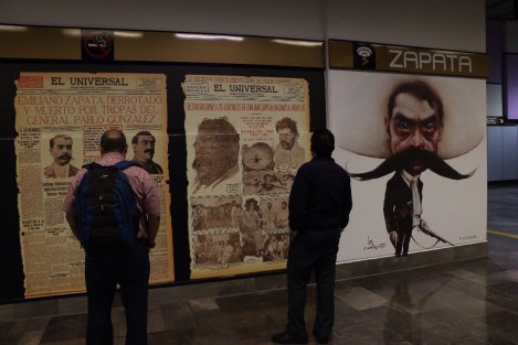 La mañana de este sábado se inauguró una exposición de caricatura mexicana en la estación del Metro Zapata.