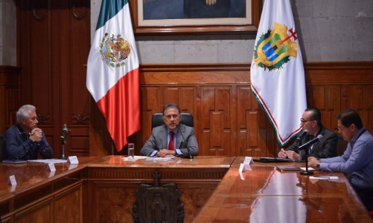  sin embargo no se concluirá el ordenamiento, este programa, en los plazos que están establecidos y por ello el día de hoy quiero anunciar que ampliara el plazo hasta el día último del mes de septiembre, hasta el día 30 de septiembre, para que los concesionarios, o quienes señalen o se consideren concesionarios de transporte público, ya sea taxi o ya sea transporte urbano, o cualquier modalidad de transporte, acudan a los módulos a regularizar su situación.